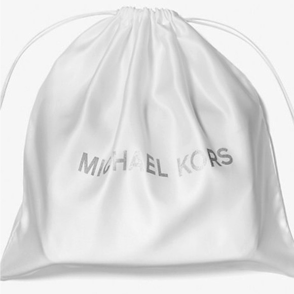 NWT 18 x 18 Micheal Kors Dust Bag -Large - Picture 1 of 4